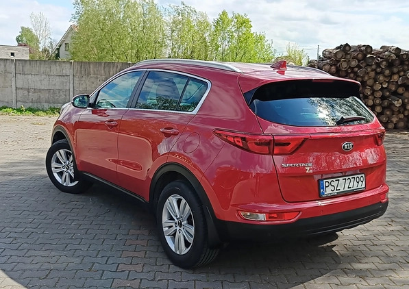 Kia Sportage cena 71300 przebieg: 141000, rok produkcji 2017 z Szamotuły małe 211